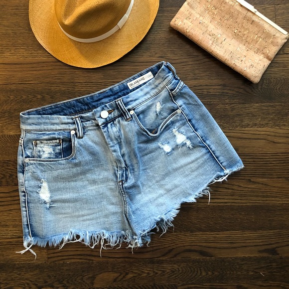 blank nyc wedge short